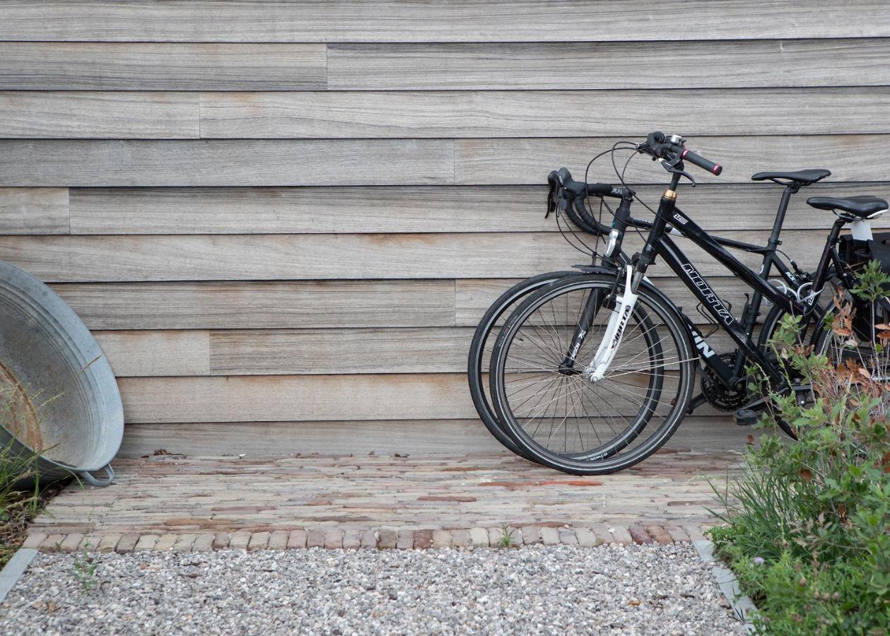 Landelijk Vakantiehuis In Diksmuide Met Een Tuin En Vijver Exterior foto